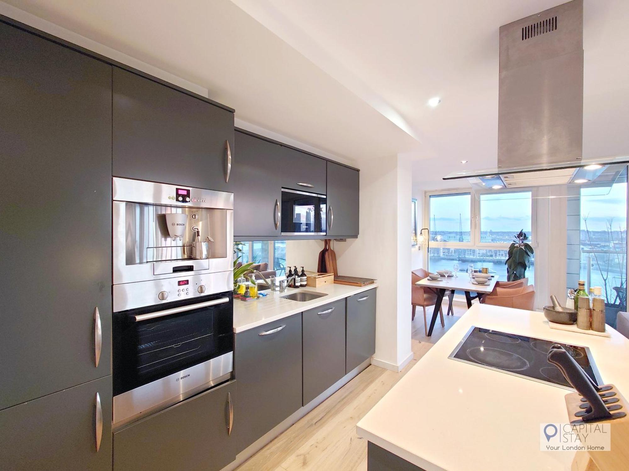 Deluxe Two Bed Apartment With River & City View Londres Exterior foto
